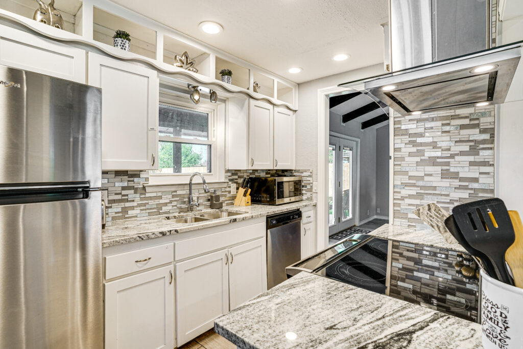 fully furnished kitchen near Sheppard AFB Wichita Falls military family rental cookware stocked home